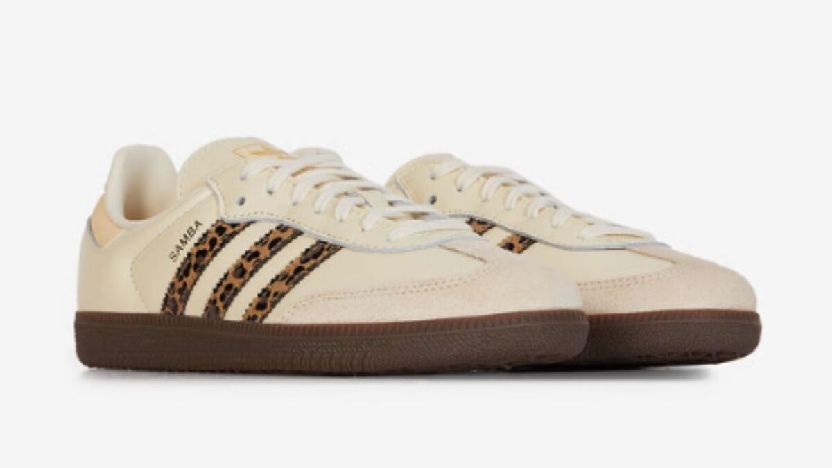 לצפייה במוצר CROCS ECHO CLOG IN OFF WHITE